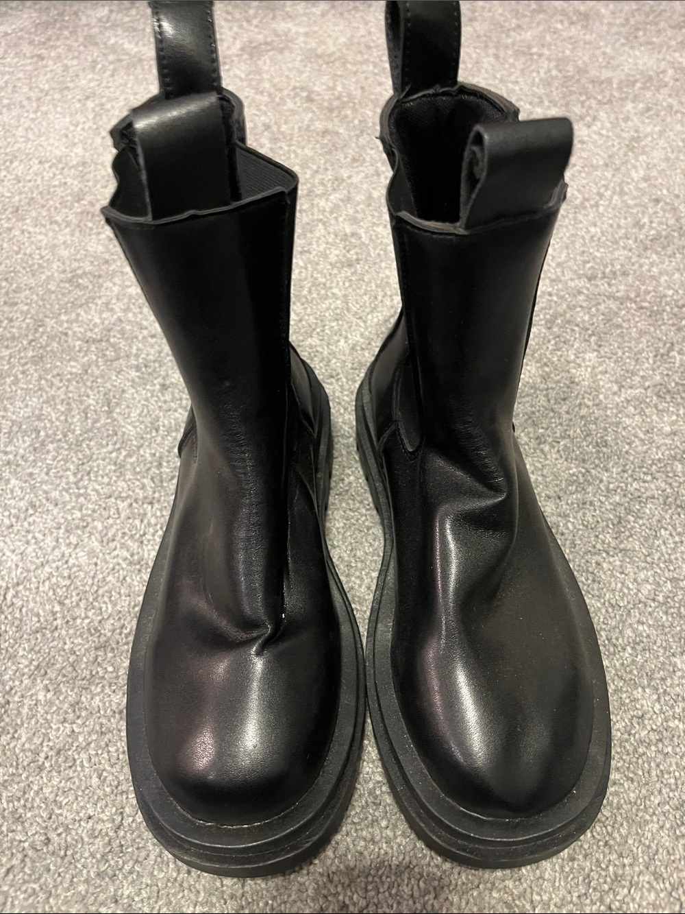 Men's Black Leather Pull-On Boots - Classic Chelsea Style